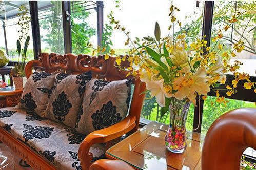 Riverbank B&B Yilan Exterior photo